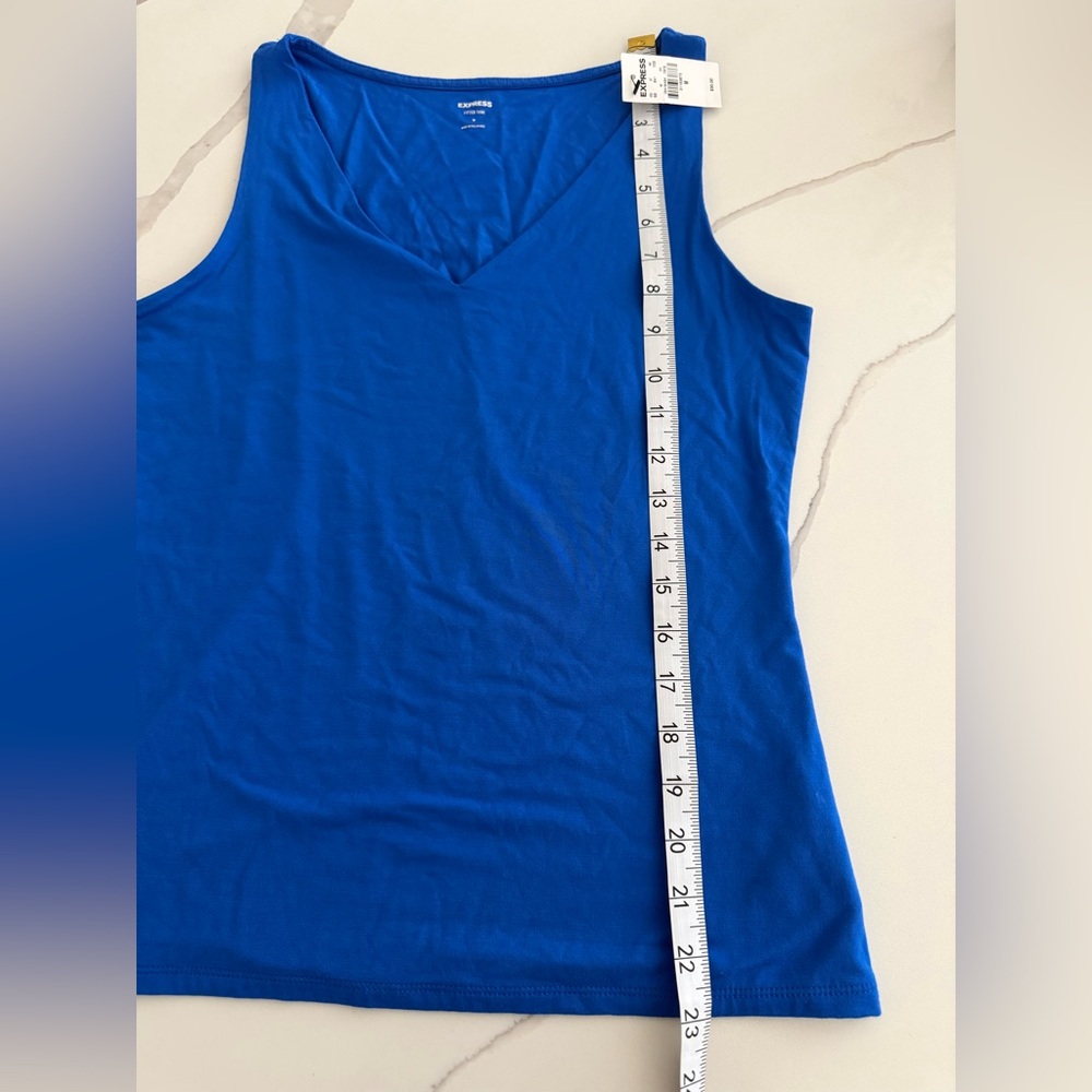 Express Women’s Fitted V-Neck Tank in Blue Size M New With Tags - Picture 6 of 6